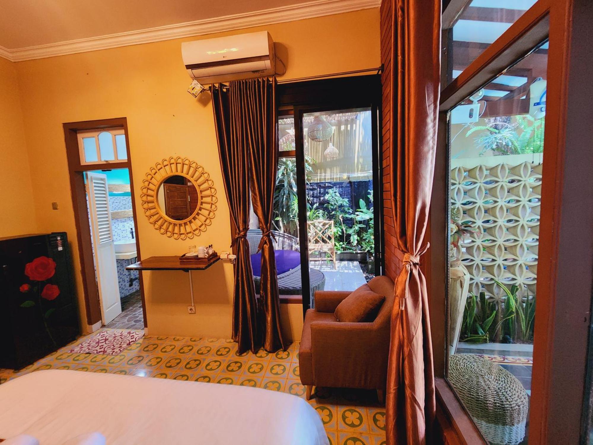 Sammy Home Yogyakarta Exterior photo