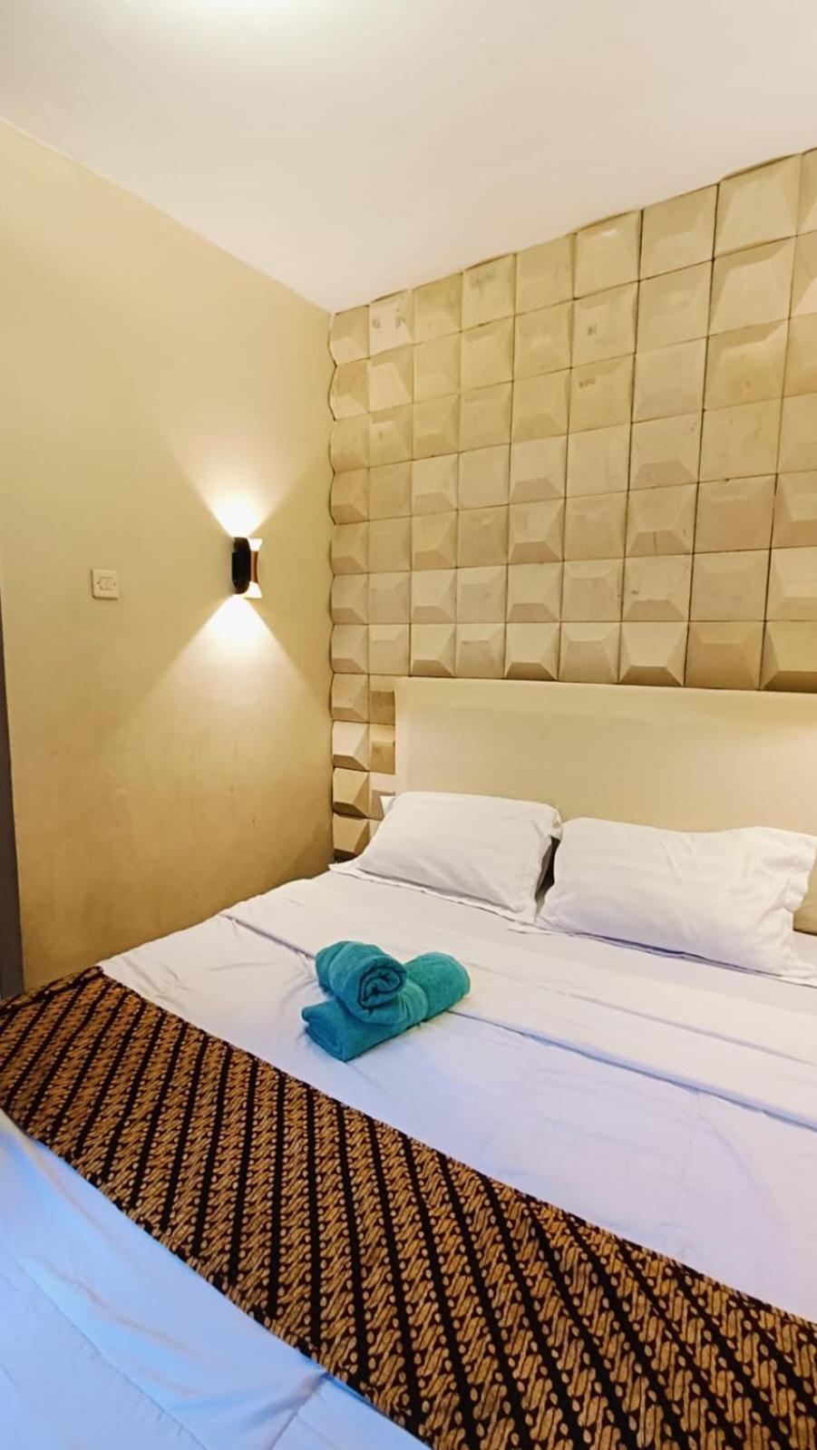 Sammy Home Yogyakarta Exterior photo