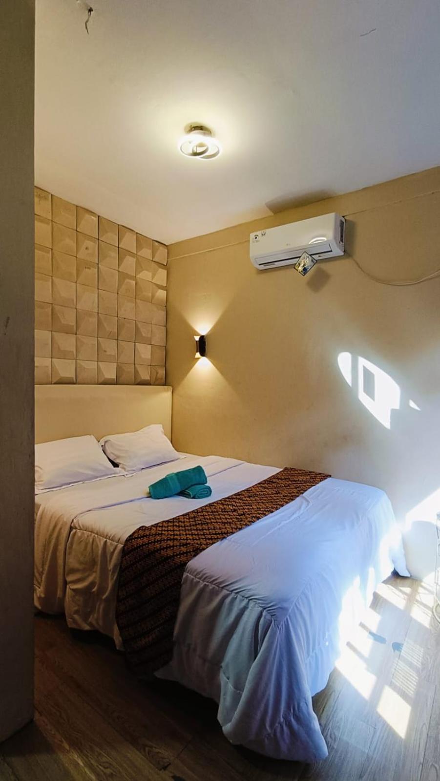 Sammy Home Yogyakarta Exterior photo
